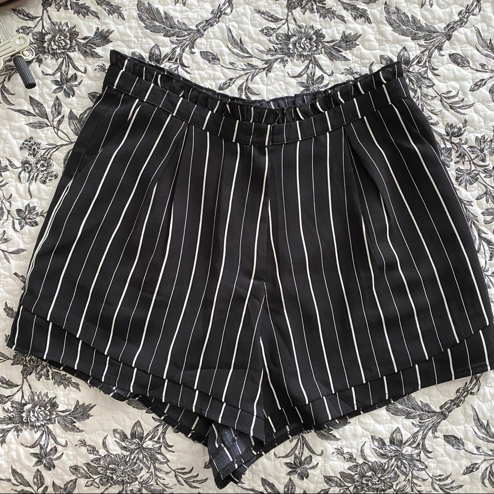 Pin Stripe High Waisted Shorts - Size M
